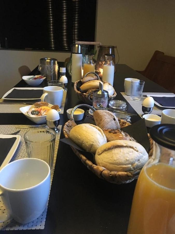 Bed and Breakfast "In De Kloosterhof" Gratis Prive Parkeren Assen Zewnętrze zdjęcie